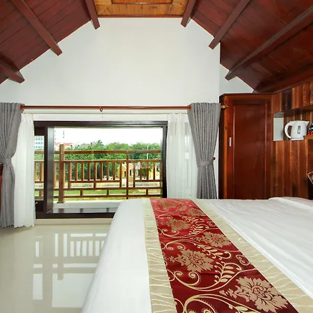 Threeway Riverside Villa-3